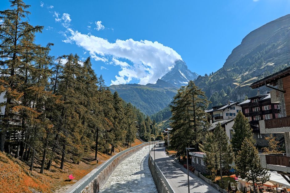 Hut networks in Zermatt
